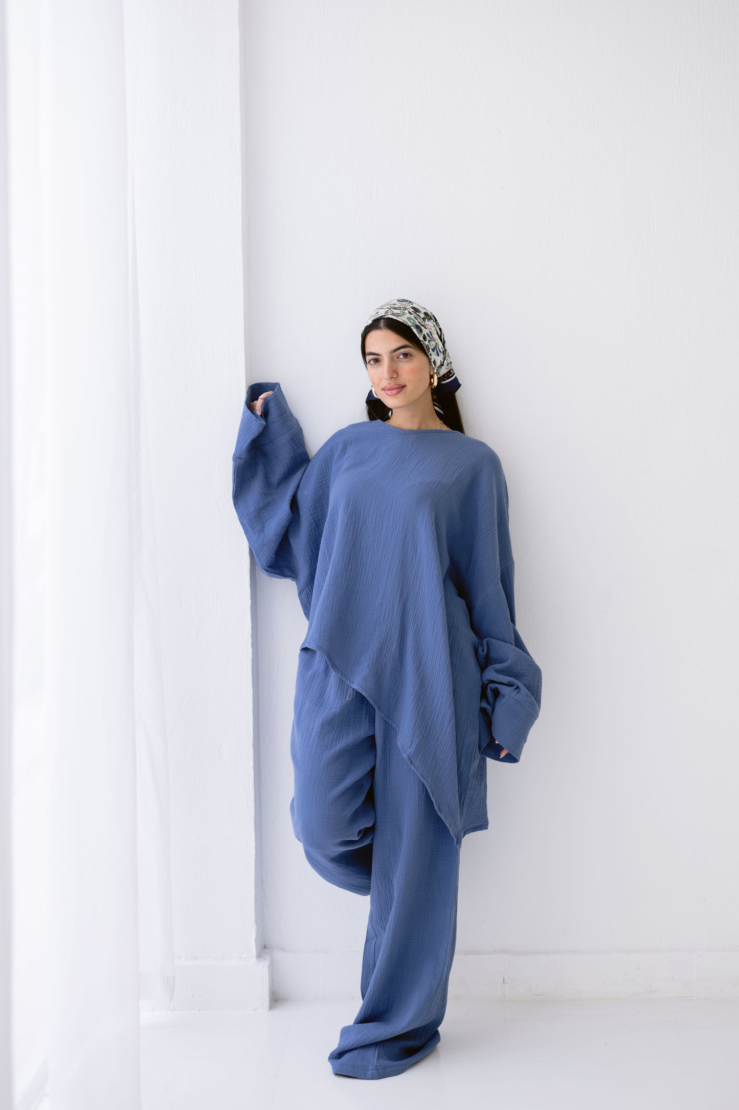 Cotton blue set with asymmetrical top