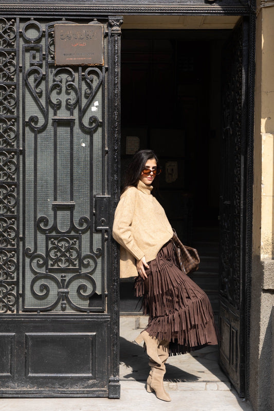 The fringe statement skirt in brown