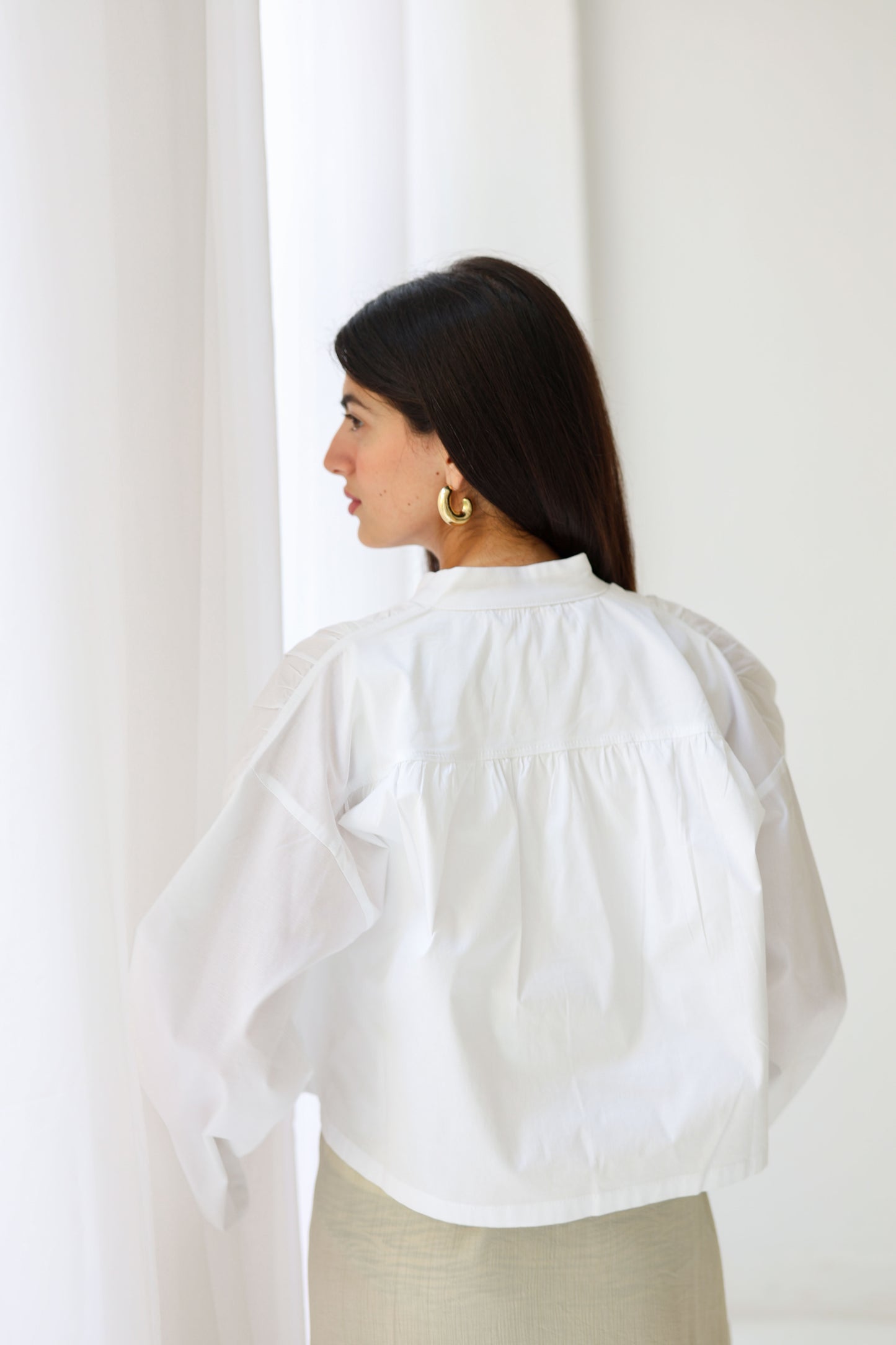 Poplin White shirt with tie detail